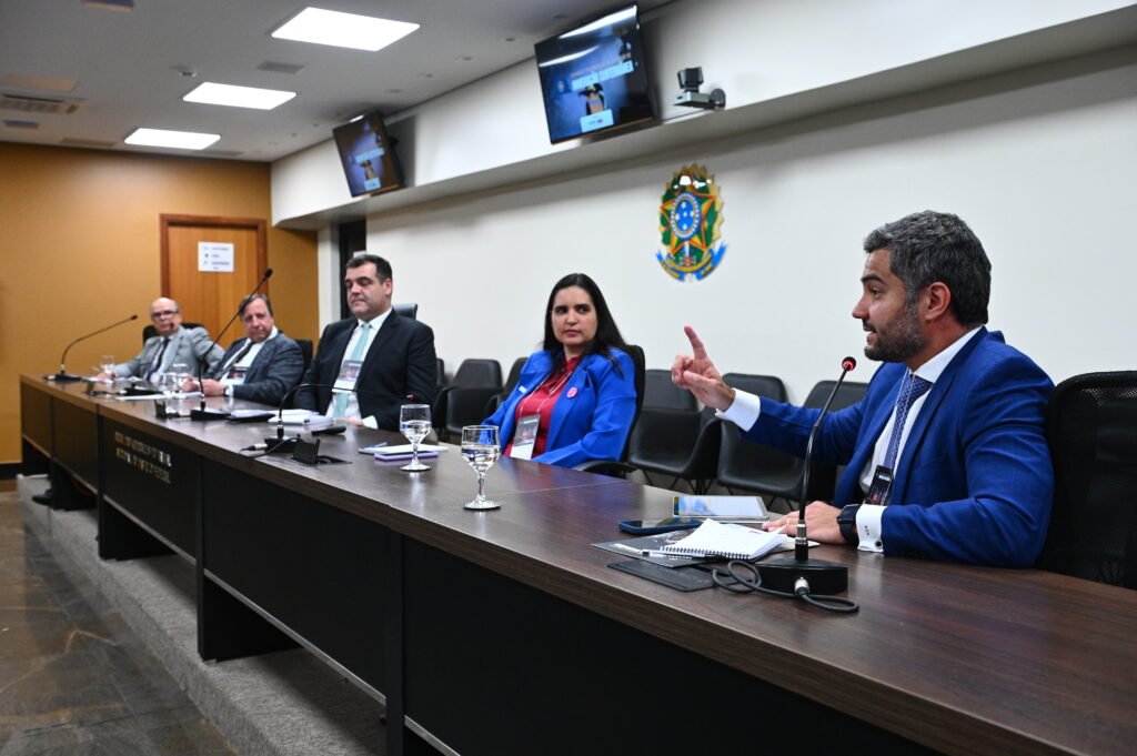 Mineração subterrânea no Brasil esbarra em legislação desatualizada, apontam especialistas